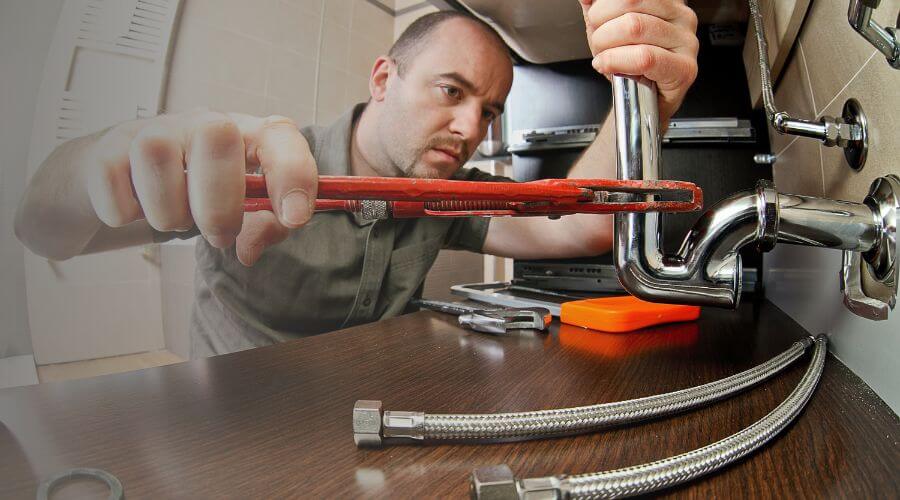 Professional Water heater repair in Etowah, AR